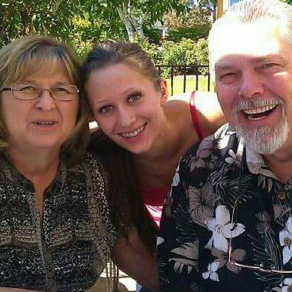 Meet your Posher, Janai - Picture 3 of 4