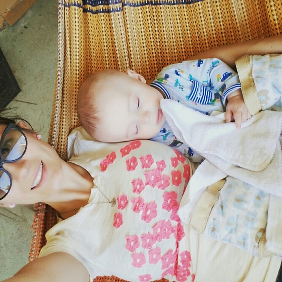 Meet your Posher, Janai - Picture 4 of 4