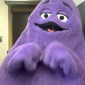 Meet your Posher, Daniela