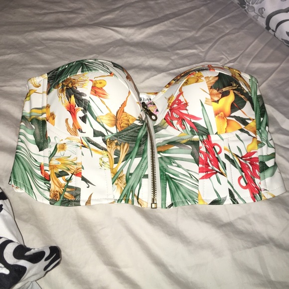 Padded Floral Zip-Up Crop Top - Picture 1 of 1