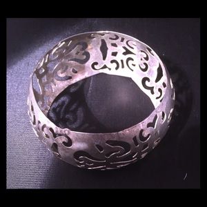 Silver cutout bangle