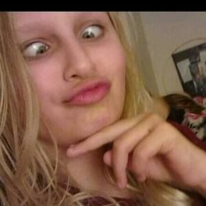 Meet your Posher, Halei