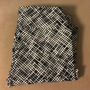 LulaRoe OS leggings