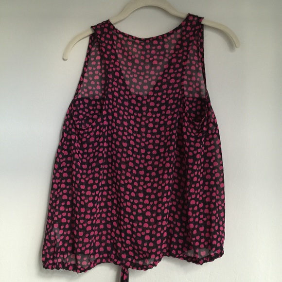 Romeo & Juliet Heart Pattern Tank - Picture 3 of 4