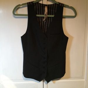 Bailey 44 vest.