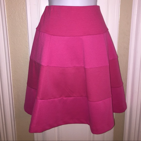 Elle Dresses & Skirts - Pretty Pink skirt