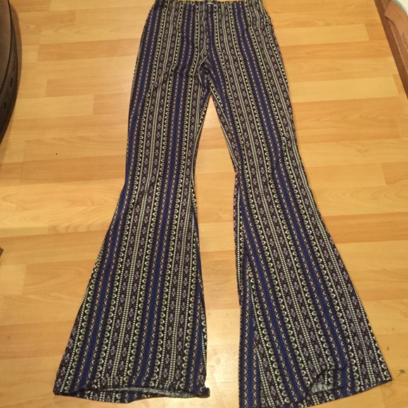 Wide leg pants