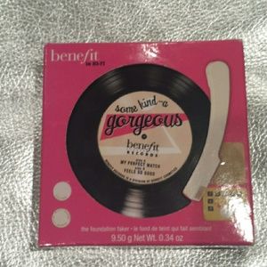 Benefit Foundation new in box
