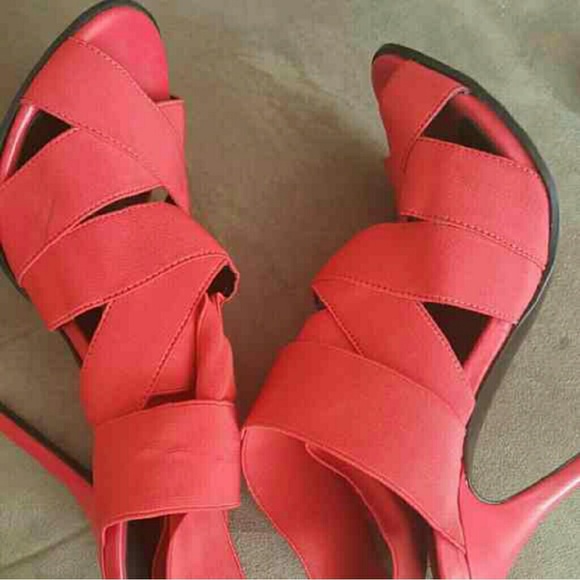 💎Zara Strappy Wrap Around Sandals - Picture 4 of 4