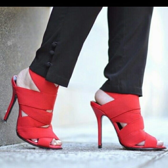 💎Zara Strappy Wrap Around Sandals - Picture 3 of 4