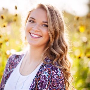 Meet your Posher, Whitney