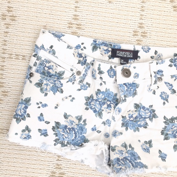 Forever 21 Shorts - Like NEW Forever21 floral blue/white denim shorts Forever 21 Shorts - Like NEW Forever21 floral blue/white denim shorts