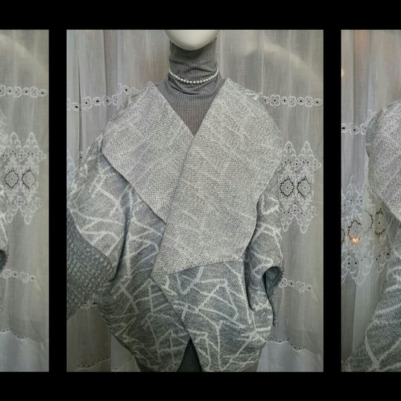 Moon Collection Open Cardigan - Picture 4 of 4