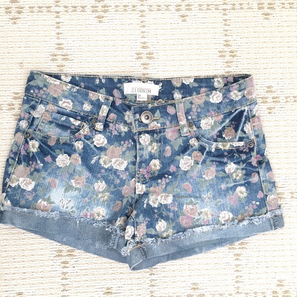 Forever 21 Shorts - Like NEW Forever21 floral blue denim shorts Forever 21 Shorts - Like NEW Forever21 floral blue denim shorts
