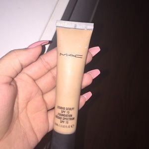 Mac NW25 foundation