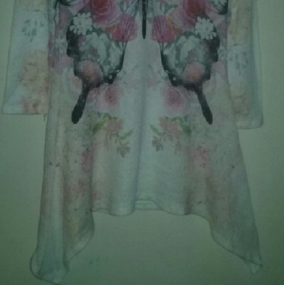 Butterfly pixie top - Picture 2 of 2