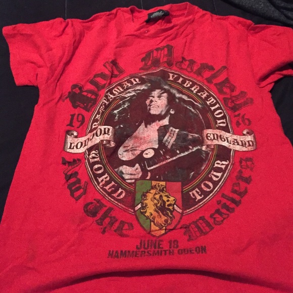 Bob Marley t shirt