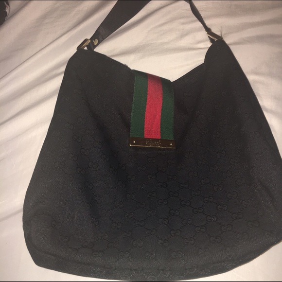 Gucci bag make me a offer - Picture 2 of 4