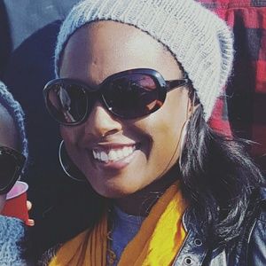 Meet your Posher, Elisha