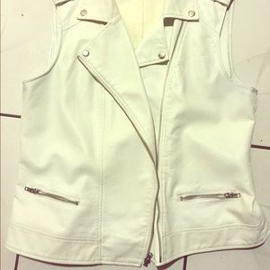 Jennifer Lopez White Biker Vest
