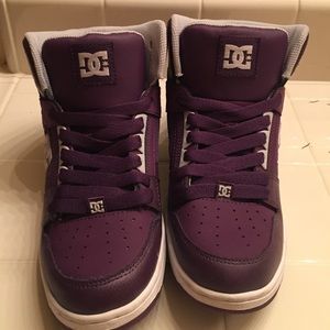 DC shoes