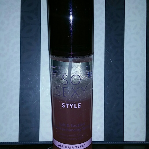 Victoria's Secret  So Sexy Wave Enhancing Spray