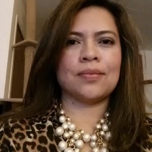 Meet your Posher, Claudia