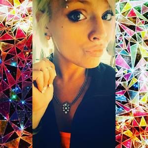 Meet your Posher, Marilyn