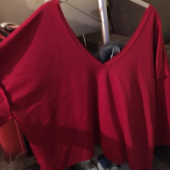 Red blouse - Picture 2 of 3