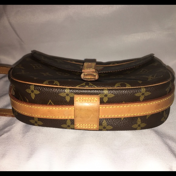 SOLD LOUIS VUITTON MONOGRAM CROSSBODY JEUNE - Picture 2 of 4