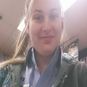 Meet your Posher, Darra