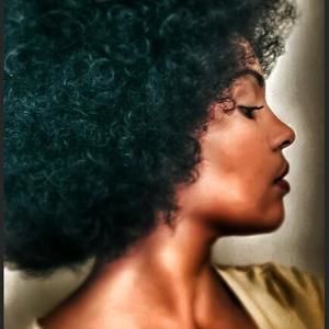 Meet your Posher, Deedee