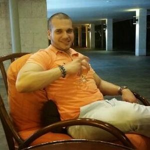 Meet your Posher, Giovanni