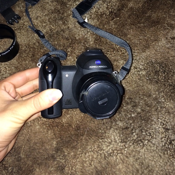 Camera - Picture 2 of 4