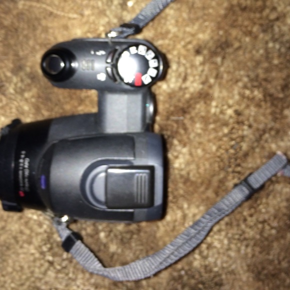 Camera - Picture 4 of 4