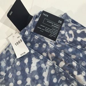 Jeans blue with bleach spots