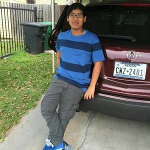 Meet your Posher, Zachary