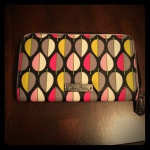 Wallet moons pattern. Vera Bradley