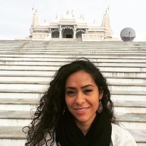 Meet your Posher, Stefanie