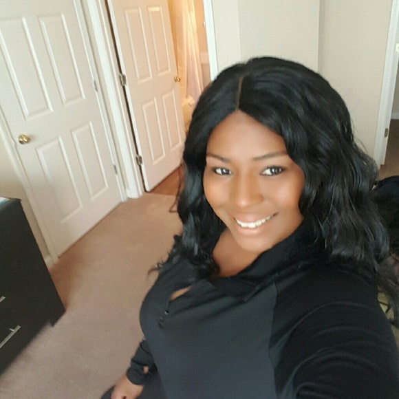 Brooke's Curvy Styles!!! - Picture 2 of 4