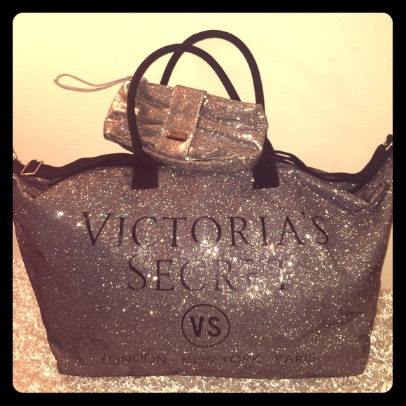 victoria's secret glitter duffle bag