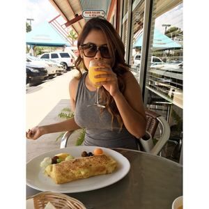 Meet your Posher, Farisha