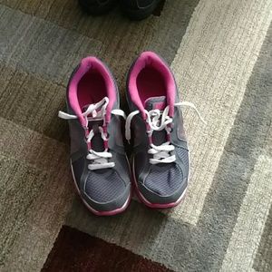 Nike shoes size 7