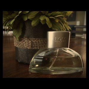 Hugo Boss woman perfume