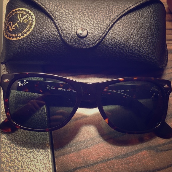RayBan New Wayfarer Tortoise/ Green main image 4