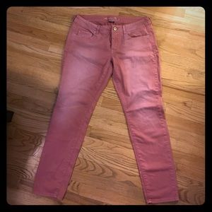 American Eagle Rose color jeans