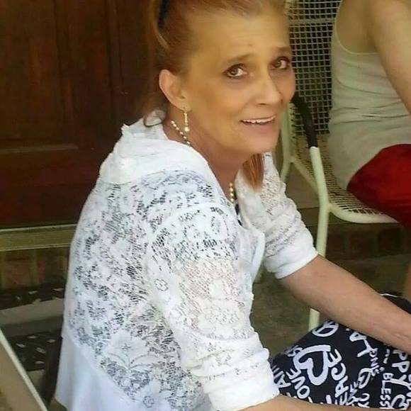 Meet your Posher, Cindy - Picture 1 of 1