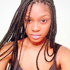 Meet your Posher, Adriana