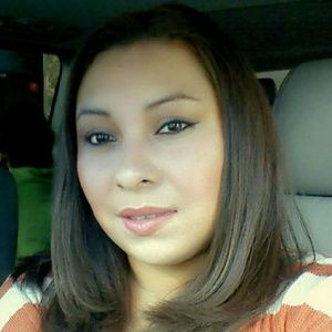 Meet your Posher, Kenia