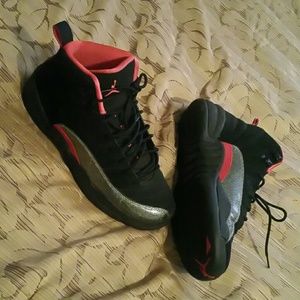 Jordans 12s
